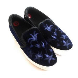 Kenneth Cole Alesy Velvet Platform Sneakers 10M